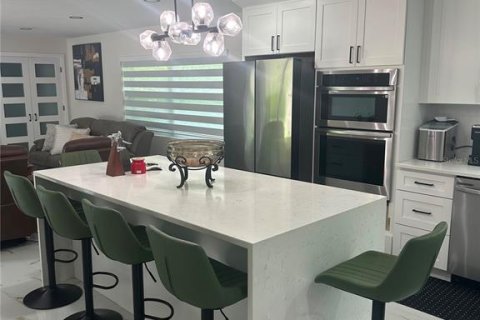 Villa ou maison à louer à Citra, Floride: 3 chambres, 138.24 m2 № 2280513 - photo 3