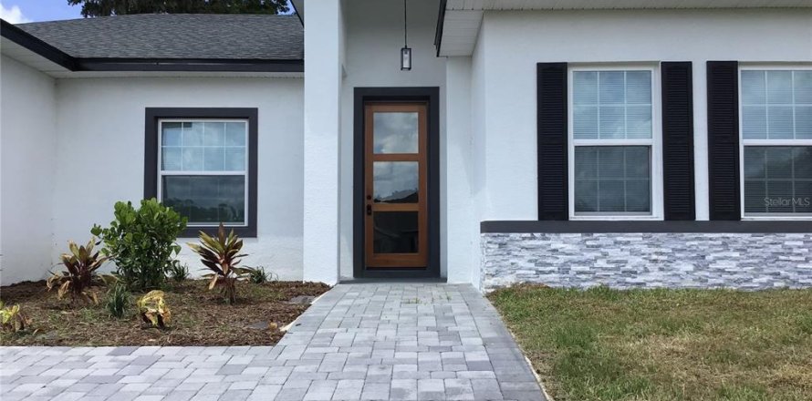 Casa en Ocala, Florida 4 dormitorios, 175.4 m2 № 1880829