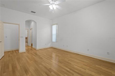 House in Odessa, Florida 4 bedrooms, 274.25 sq.m. № 2157781 - photo 22