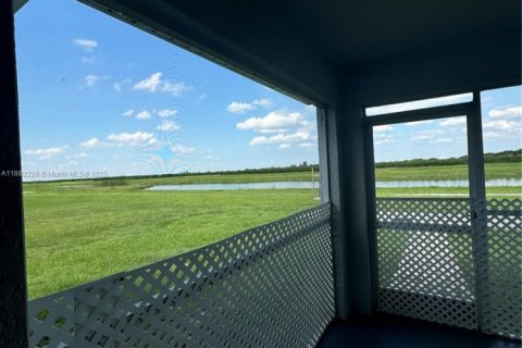 Villa ou maison à louer à Lehigh Acres, Floride: 4 chambres, 159.05 m2 № 1929630 - photo 24