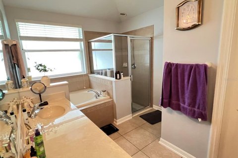 House in Kissimmee, Florida 4 bedrooms, 204.2 sq.m. № 1906135 - photo 13