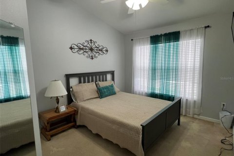 House in Kissimmee, Florida 4 bedrooms, 204.2 sq.m. № 1906135 - photo 15