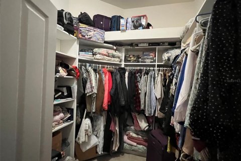 House in Kissimmee, Florida 4 bedrooms, 204.2 sq.m. № 1906135 - photo 12