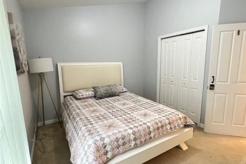 House in Kissimmee, Florida 4 bedrooms, 204.2 sq.m. № 1906135 - photo 18