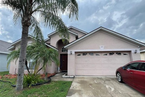 House in Kissimmee, Florida 4 bedrooms, 204.2 sq.m. № 1906135 - photo 1