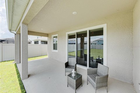 Villa ou maison à vendre à Wesley Chapel, Floride: 4 chambres, 189.99 m2 № 1854627 - photo 8