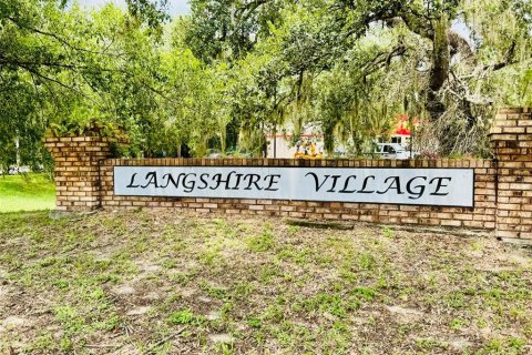 House in Thonotosassa, Florida 4 bedrooms, 232.35 sq.m. № 1856239 - photo 7