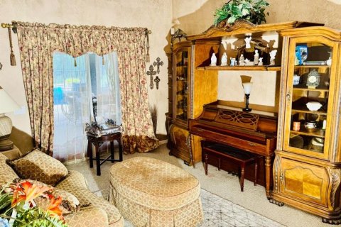 House in Thonotosassa, Florida 4 bedrooms, 232.35 sq.m. № 1856239 - photo 2