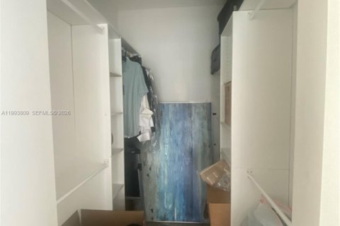 Condominio en alquiler en Miami, Florida, 1 dormitorio, 77.29 m2 № 2055502 - foto 7