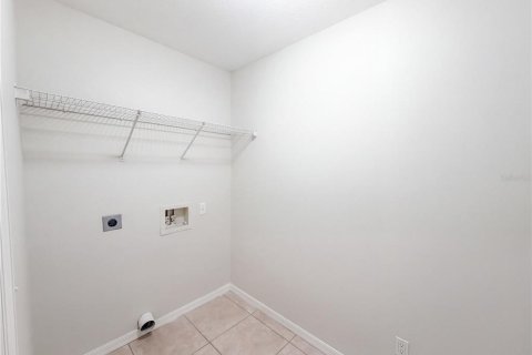 House in Ocala, Florida 3 bedrooms, 195.37 sq.m. № 2403708 - photo 14