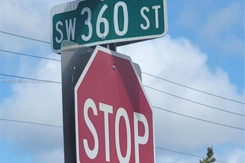 Terrain à vendre à Homestead, Floride № 2040173 - photo 17