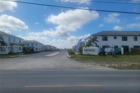 Terrain à vendre à Homestead, Floride № 2040173 - photo 20