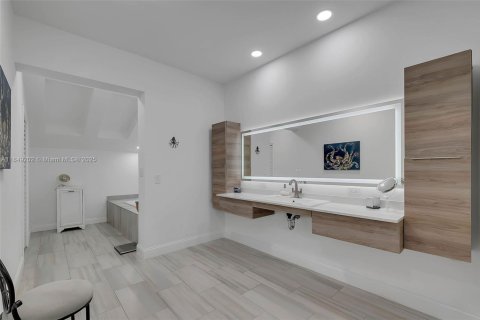 Casa en venta en Pinecrest, Florida, 4 dormitorios, 319.96 m2 № 1857142 - foto 15
