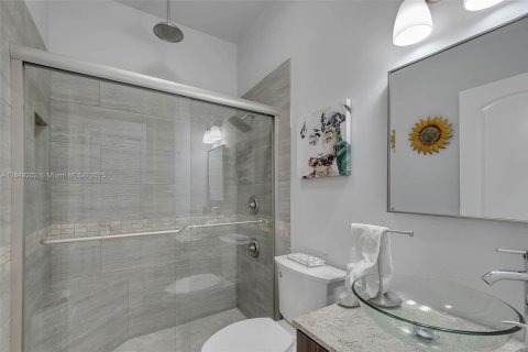Casa en venta en Pinecrest, Florida, 4 dormitorios, 319.96 m2 № 1857142 - foto 22