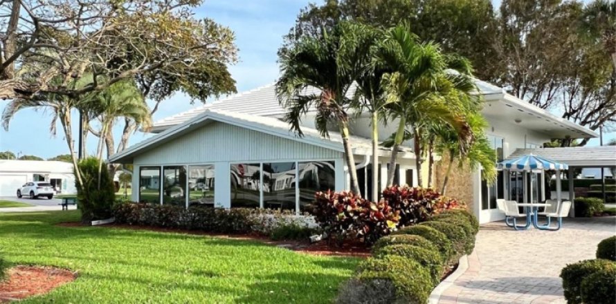 Condo in Pompano Beach, Florida, 2 bedrooms № 1068098