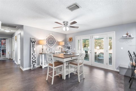 House in Winter Haven, Florida 4 bedrooms, 176.42 sq.m. № 1865856 - photo 14