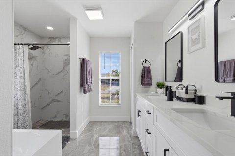 Casa en venta en Cape Coral, Florida, 4 dormitorios, 208.29 m2 № 2233593 - foto 21