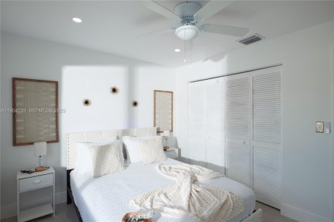 Villa ou maison à vendre à Miami, Floride: 4 chambres, 206.24 m2 № 2038926 - photo 27