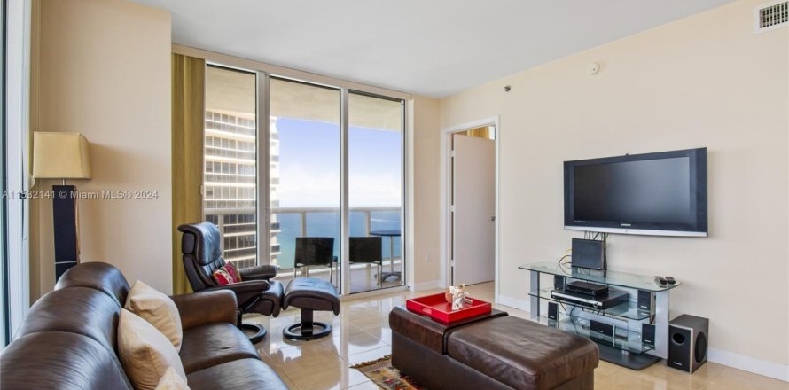 Condo à Hallandale Beach, Floride, 2 chambres № 1006609