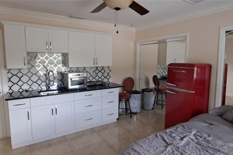 Casa en venta en Saint Petersburg, Florida, 5 dormitorios, 220.92 m2 № 2150446 - foto 23
