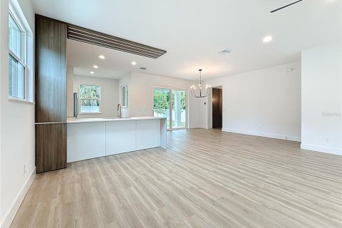 Casa en venta en Safety Harbor, Florida, 3 dormitorios, 171.78 m2 № 1855456 - foto 12