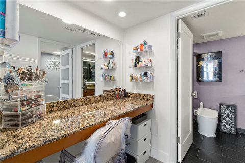 Купить кондоминиум в Авентура, Флорида 2 спальни, 145.39м2, № 1989113 - фото 15