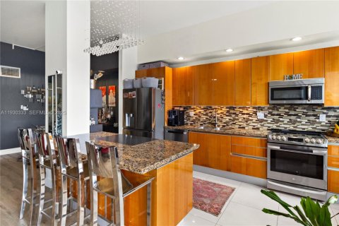 Кондоминиум с 2 спальнями в Авентура, Флорида № 1989113