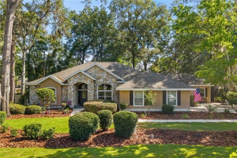 Casa en Gainesville, Florida 4 dormitorios, 278.43 m2 № 2131498