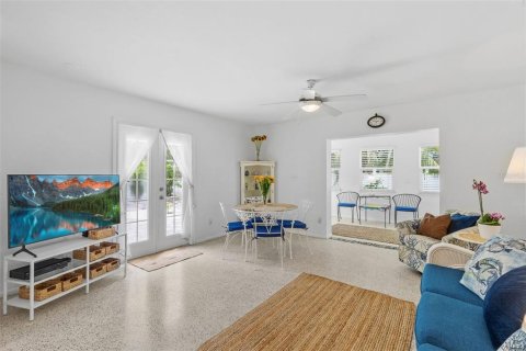 Casa en venta en Saint Petersburg, Florida, 2 dormitorios, 84.36 m2 № 1905895 - foto 21