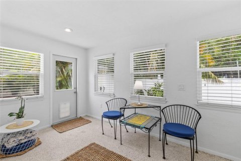 Casa en venta en Saint Petersburg, Florida, 2 dormitorios, 84.36 m2 № 1905895 - foto 18
