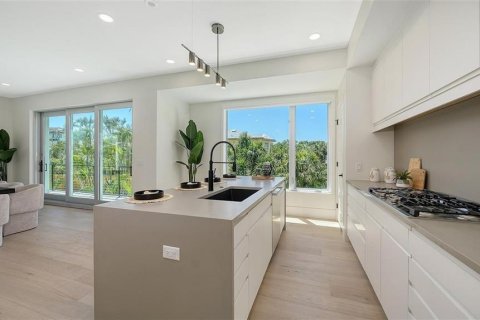 Купить виллу или дом в Сарасота, Флорида 3 комнаты, 341.51м2, № 2150258 - фото 28