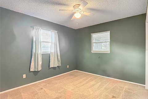 House in Spring Hill, Florida 2 bedrooms, 119.29 sq.m. № 1795880 - photo 21
