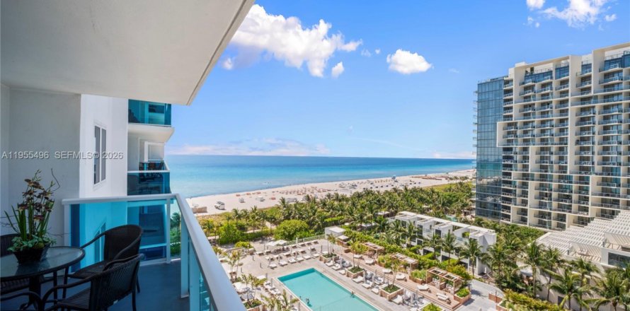 Condominio en Miami Beach, Florida, 2 dormitorios № 2153413