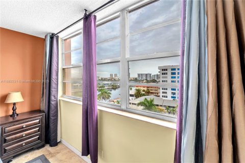 Copropriété à vendre à Hallandale Beach, Floride: 2 chambres, 101.45 m2 № 1931166 - photo 16