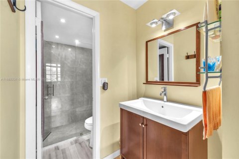 Copropriété à vendre à Hallandale Beach, Floride: 2 chambres, 101.45 m2 № 1931166 - photo 18