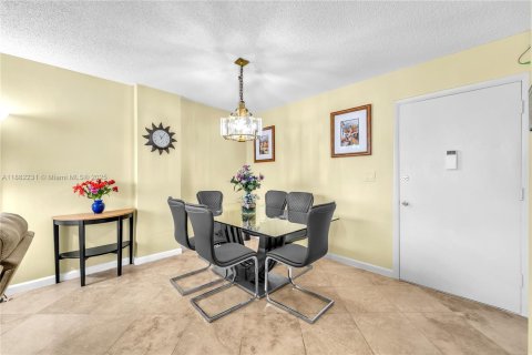 Copropriété à vendre à Hallandale Beach, Floride: 2 chambres, 101.45 m2 № 1931166 - photo 5