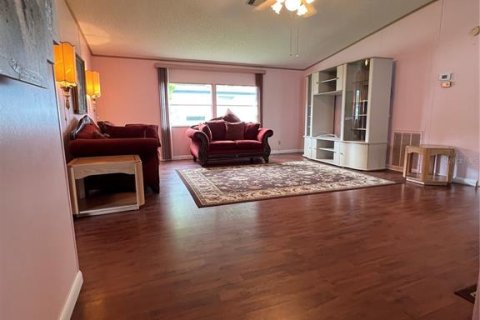 Apartment in Largo, Florida 3 bedrooms, 140.19 sq.m. № 1371043 - photo 2
