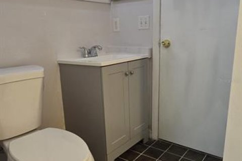 Villa ou maison à louer à Englewood, Floride: 2 chambres, 85.66 m2 № 1531370 - photo 12