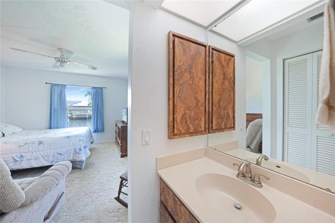 Casa en venta en Port Charlotte, Florida, 2 dormitorios, 138.15 m2 № 1914543 - foto 22