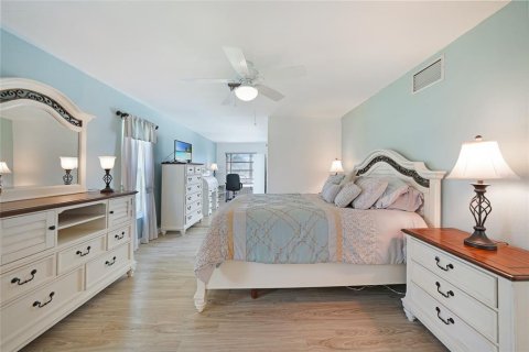 Casa en venta en Port Charlotte, Florida, 2 dormitorios, 138.15 m2 № 1914543 - foto 15