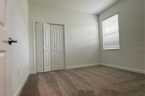 House in Kissimmee, Florida 4 bedrooms, 195.93 sq.m. № 2230366 - photo 22