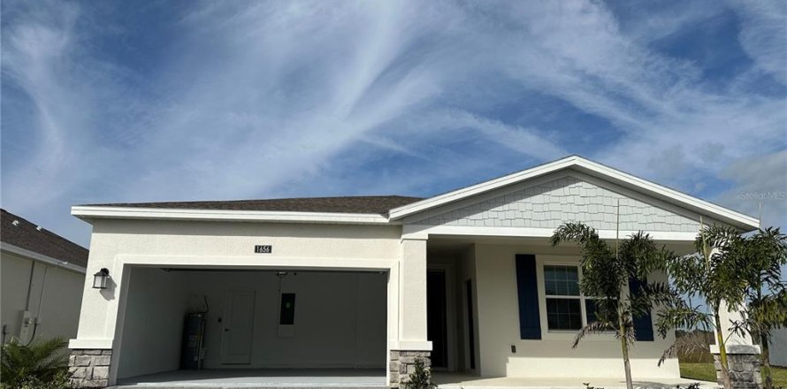 House in Kissimmee, Florida 4 bedrooms, 195.93 sq.m. № 2230366