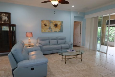 Casa en venta en Summerfield, Florida, 3 dormitorios, 224.17 m2 № 2284487 - foto 7