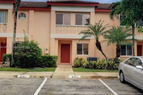 Touwnhouse à Pembroke Pines, Floride 3 chambres, 126.44 m2 № 2059367