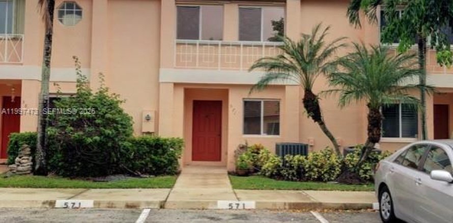 Touwnhouse à Pembroke Pines, Floride 3 chambres, 126.44 m2 № 2059367