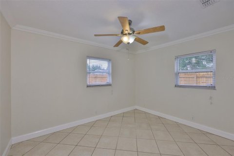 House in Tampa, Florida 4 bedrooms, 143.81 sq.m. № 1761544 - photo 14