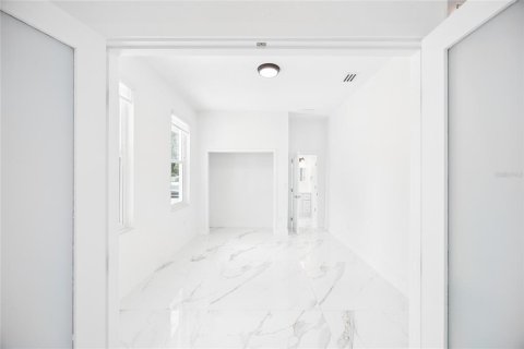 Villa ou maison à vendre à Orlando, Floride: 4 chambres, 212.84 m2 № 2321159 - photo 17