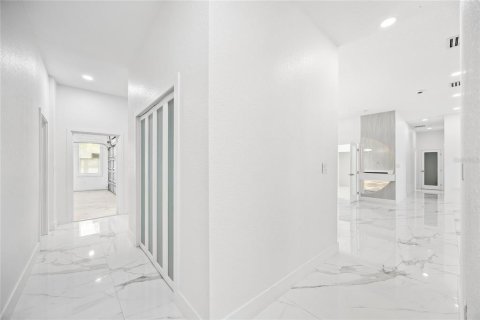 Villa ou maison à vendre à Orlando, Floride: 4 chambres, 212.84 m2 № 2321159 - photo 9