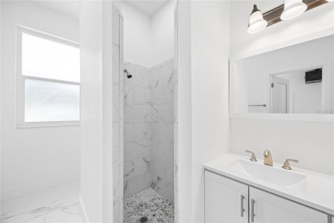 Villa ou maison à vendre à Orlando, Floride: 4 chambres, 212.84 m2 № 2321159 - photo 18