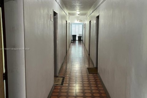 Condominio en venta en Miami, Florida, 2 dormitorios, 89.84 m2 № 1952005 - foto 10